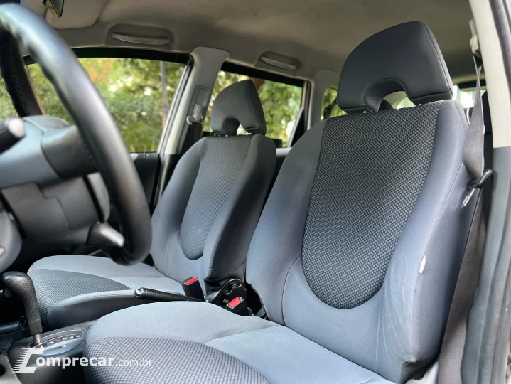 FIT 1.4 LX 8V GASOLINA 4P AUTOMÁTICO