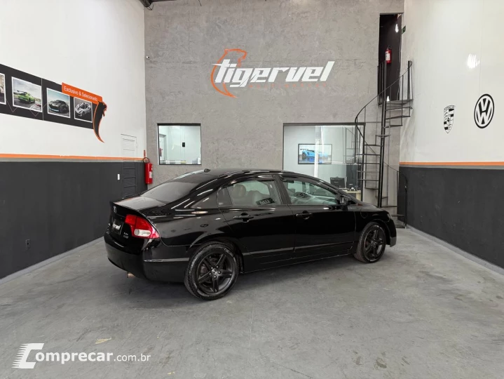 CIVIC 1.8 LXS 16V