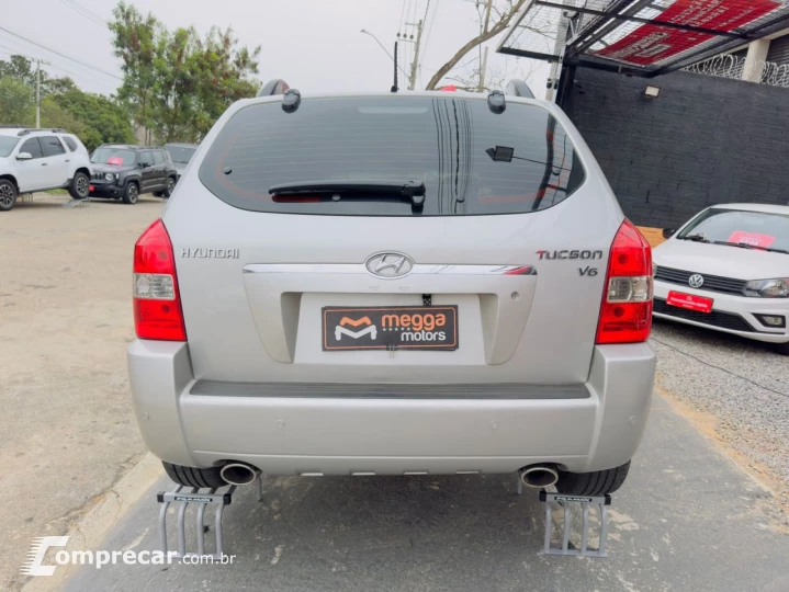 TUCSON 2.7 MPFI GLS 24V 175cv 4WD