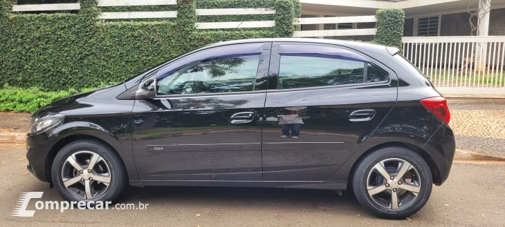 ONIX 1.4 MPFI LTZ 8V