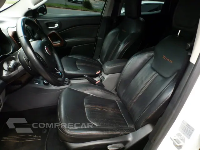 TORO 2.0 16V Turbo Volcano 4X4