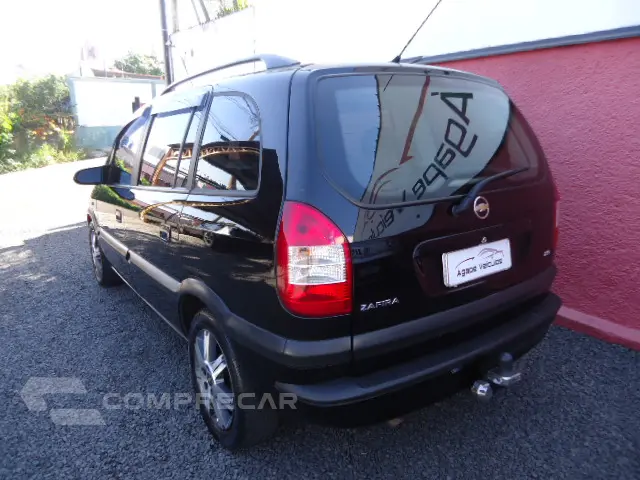ZAFIRA 2.0 MPFI Elegance 8V