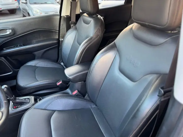 COMPASS 2.0 16V DIESEL LONGITUDE 4X4 AUTOMÁTICO