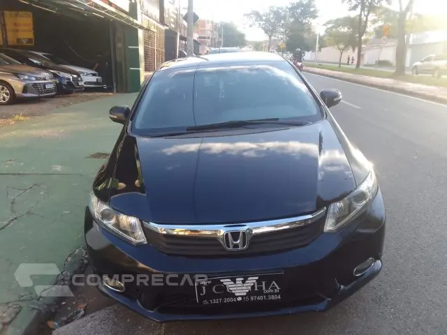 CIVIC - 1.8 EXS 16V 4P AUTOMÁTICO