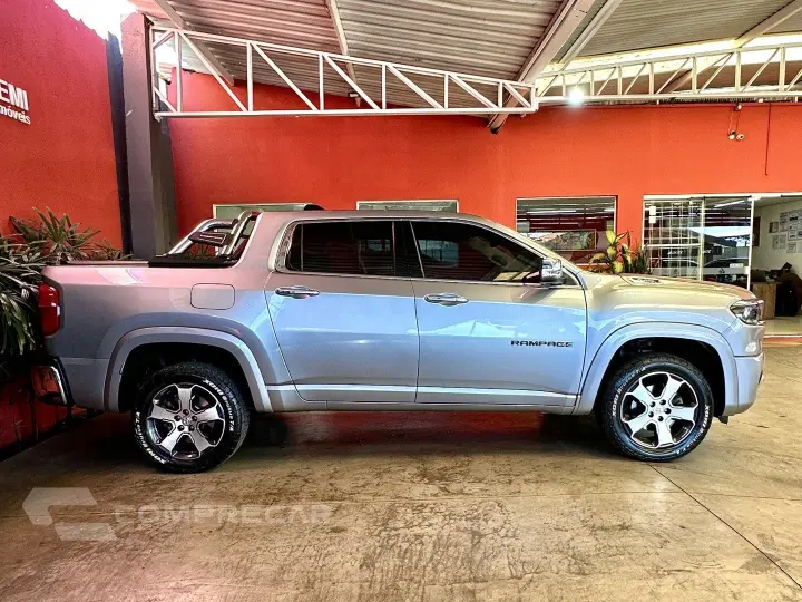 RAMPAGE 2.0 TURBO DIESEL LARAMIE 4X4 AUTOMÁTICO
