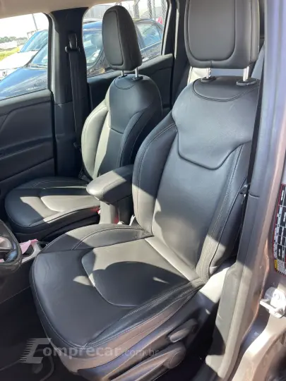 RENEGADE 1.8 16V Longitude