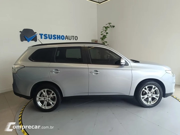 OUTLANDER 2.0 16V 4P AUTOMÁTICO