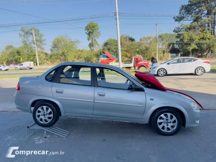 Classic Sedan 1.0 4P VHCE FLEX LS