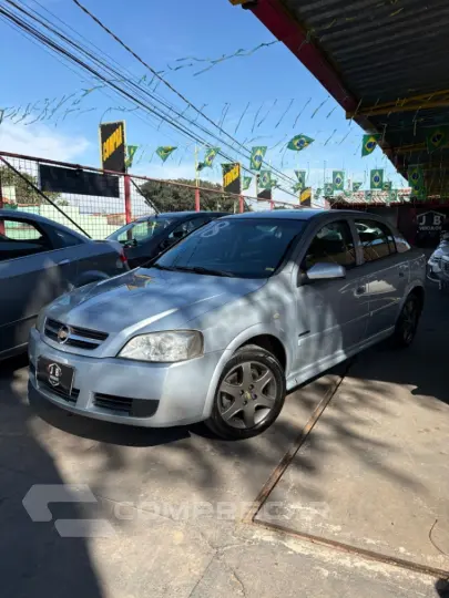 ASTRA 2.0 MPFI Advantage 8V