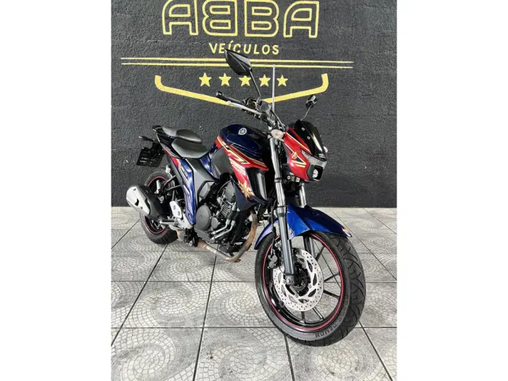 FZ25 250 FAZER CAPITÃ MARVEL FLEX