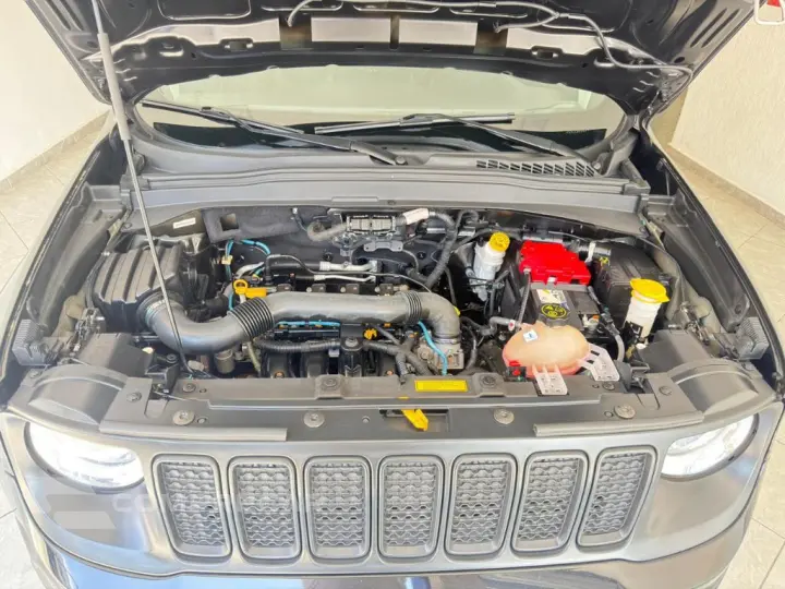 Renegade Sport 1.8 4x2 Flex 16V Aut.