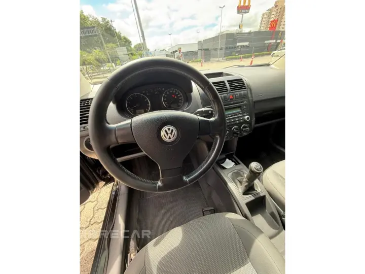 POLO SEDAN 1.6 MI 8V FLEX 4P MANUAL