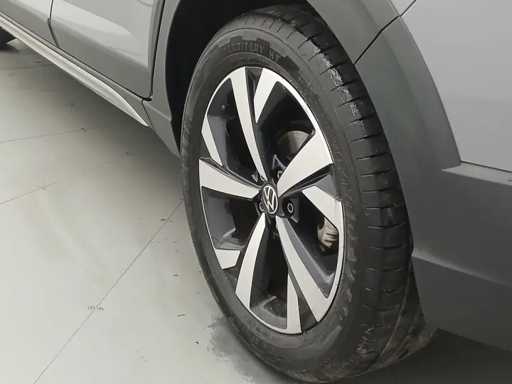 NIVUS 1.0 200 TSI TOTAL FLEX HIGHLINE AUTOMÁTICO