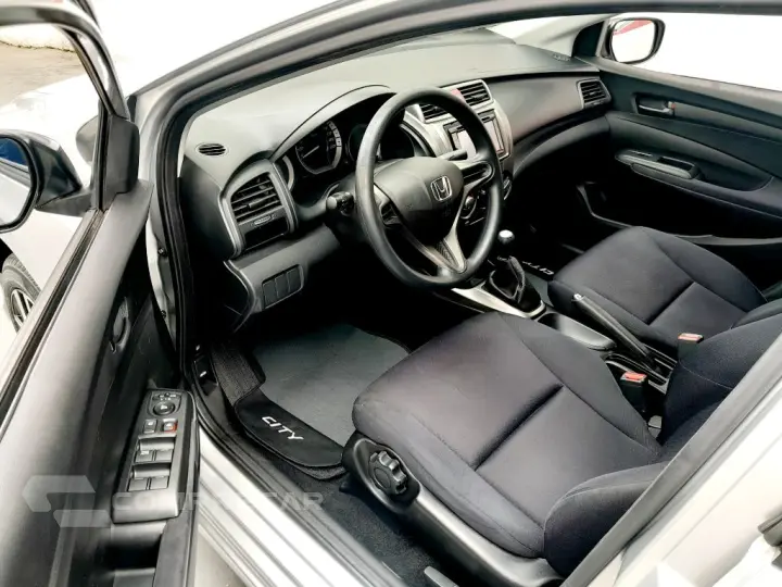 CITY Sedan DX 1.5 Flex 16V Mec.