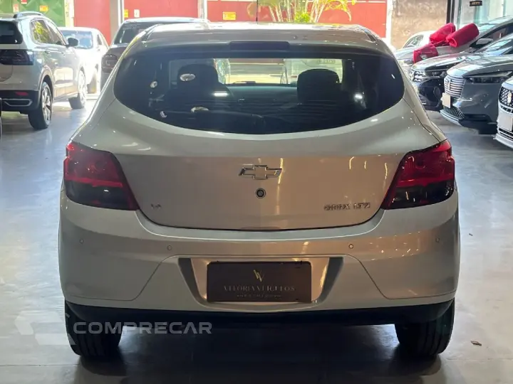 ONIX 1.4 MPFI LTZ 8V FLEX 4P MANUAL