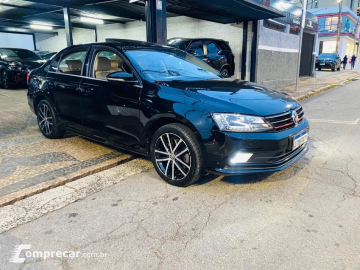 JETTA 2.0 TSI Highline 211cv