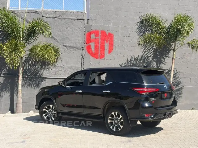 HILUX SW4 - 2.8 D-4D TURBO DIAMOND 7L 4X4 AUTOMÁTICO