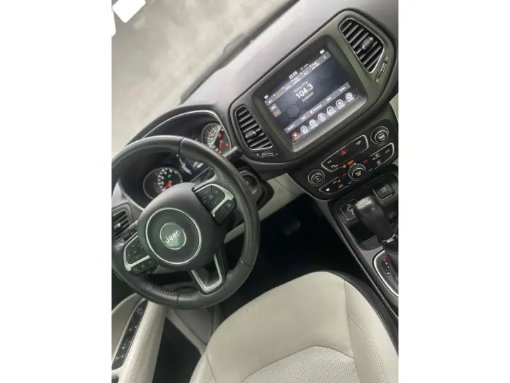 COMPASS 2.0 16V FLEX LONGITUDE AUTOMÁTICO