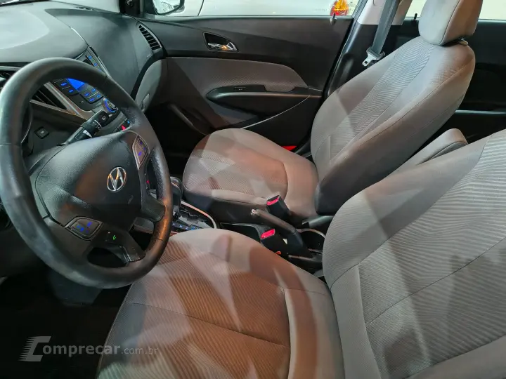 HB20S 1.6 Comfort Plus