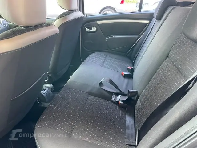 SANDERO - 1.6 STEPWAY 16V 4P MANUAL