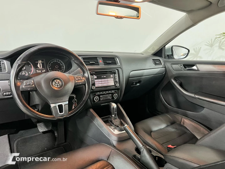 JETTA 2.0 TSI Highline 211cv