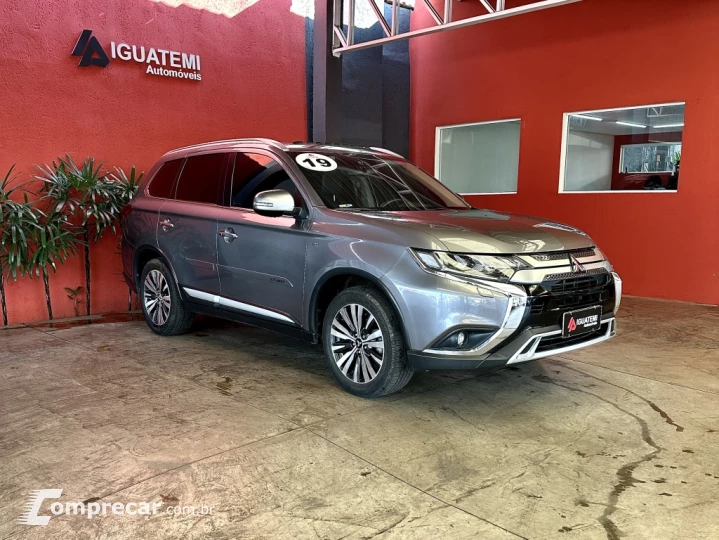 OUTLANDER 3.0 MIVEC V6 GASOLINA HPE-S AWD AUTOMÁTICO