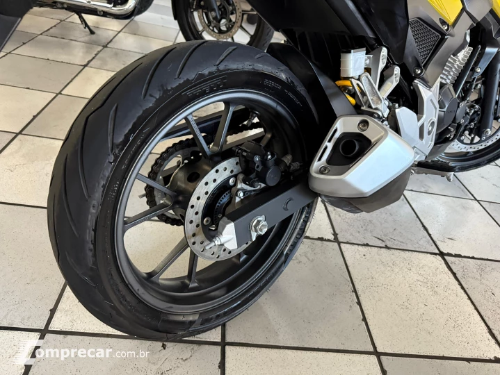 CB 300F TWISTER