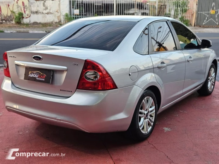 Focus Sedan 2.0 16V/2.0 16V Flex 4p Aut.