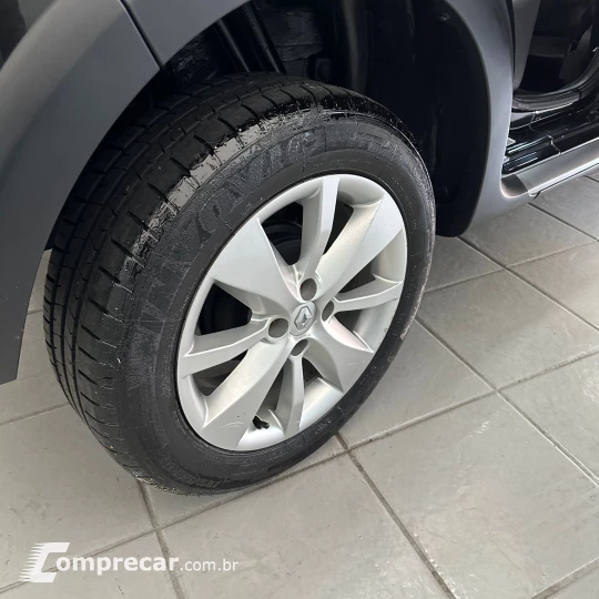 SANDERO STEPWAY Hi-Power 1.6 8V 5p