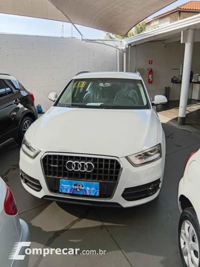 Q3 2.0 4P TFSI AMBIENTE QUATTRO S-TRONIC AUTOMÁTICO