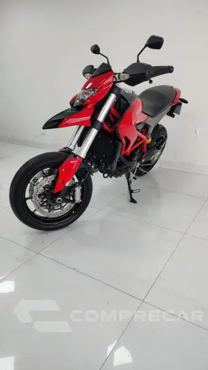 HYPERMOTARD 821