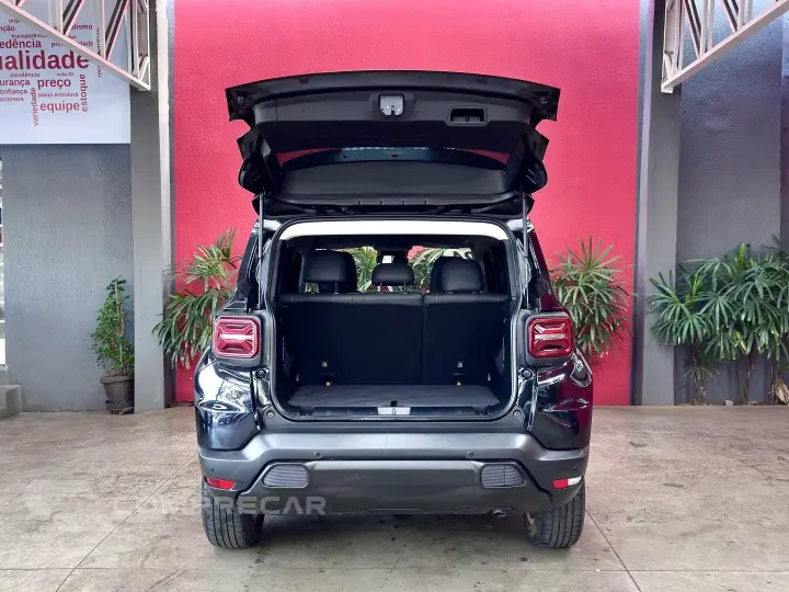 RENEGADE 1.3 T270 TURBO FLEX AT6