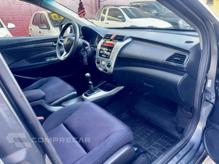 City Sedan 1.5 16V 4P LX FLEX