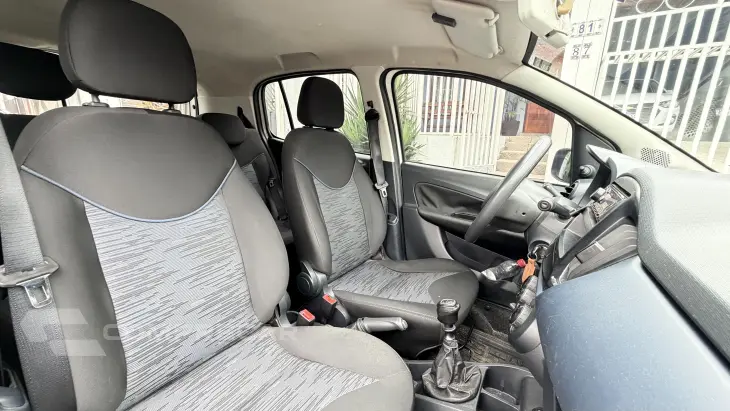 UNO 1.0 EVO Attractive 8V