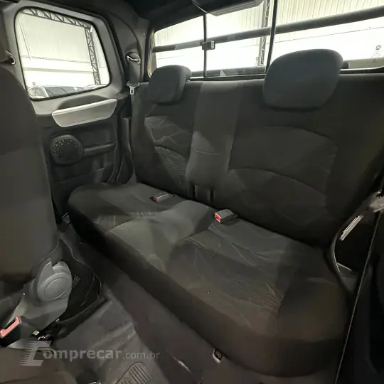 Strada Working HARD 1.4 Fire Flex 8V CD