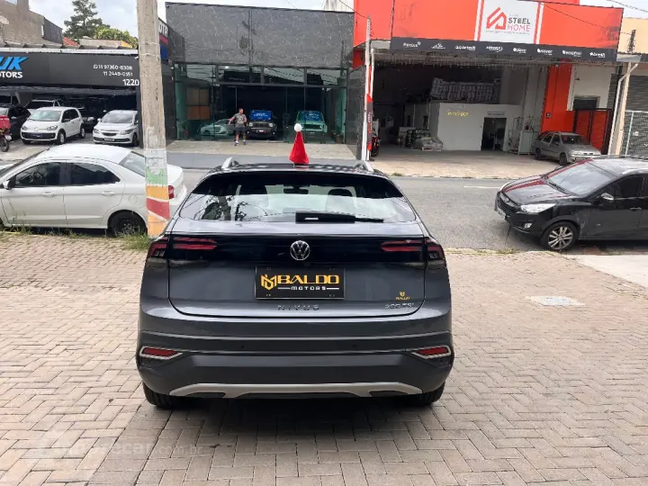 Nivus Highline 1.0 200 TSI Flex Aut.