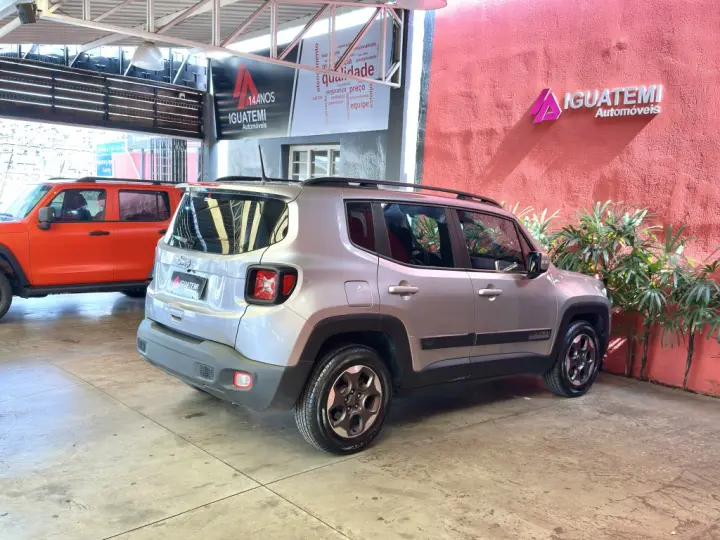 RENEGADE 1.8 16V FLEX 4P AUTOMÁTICO