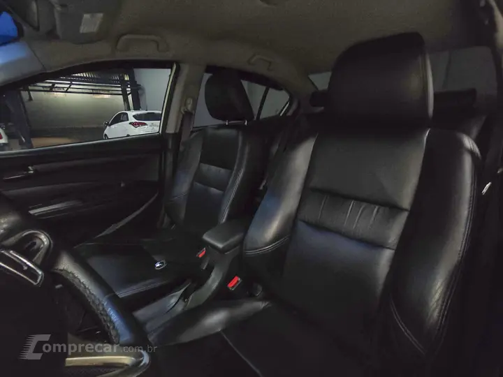 CITY Sedan LX 1.5 Flex 16V 4p Aut.