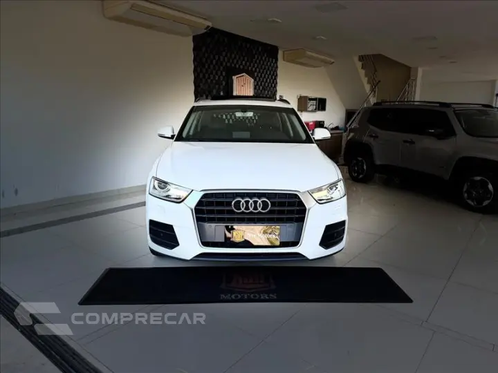 Q3 1.4 TFSI Ambiente Plus S Tronic