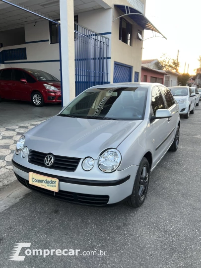 POLO SEDAN 1.6 8V