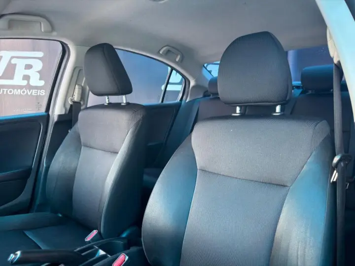 CITY 1.5 LX Sedan 16V