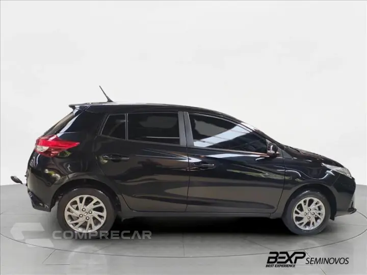 YARIS 1.5 16V XS Connect