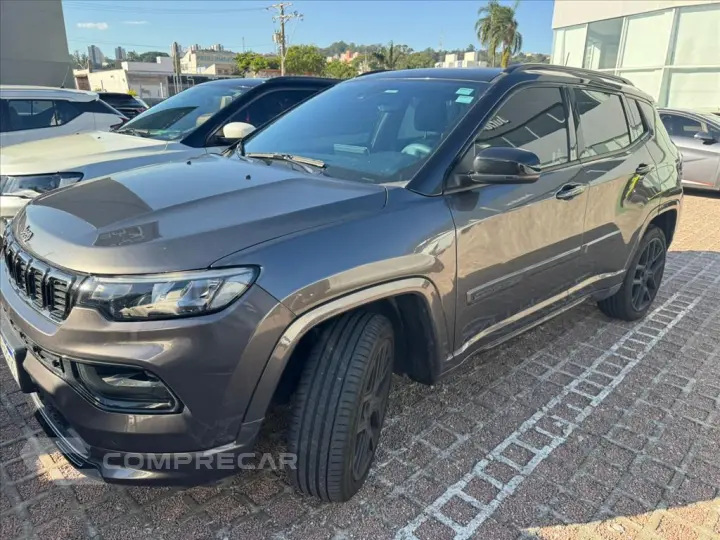 COMPASS 2.0 HURRICANE 4 TURBO GASOLINA BLACKHAWK