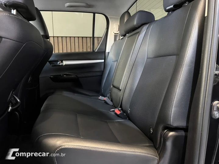 HILUX 2.8 D-4D TURBO DIESEL CD SRX 4X4 AUTOMÁTICO