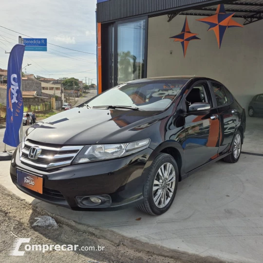 CITY Sedan EX 1.5 Flex 16V 4p Aut.