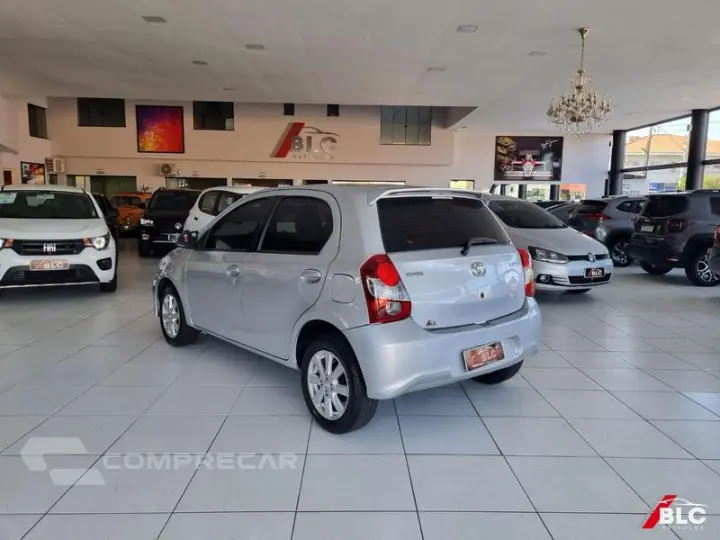 ETIOS HB XPLUS AT