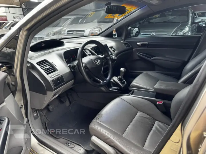 Civic 1.8 16V 4P FLEX LXS