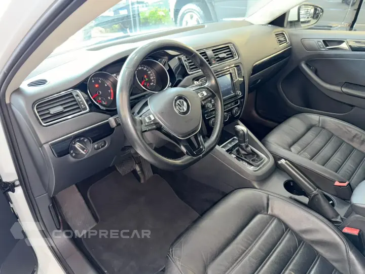 JETTA Highline 2.0 TSI 16V 4p Tiptronic
