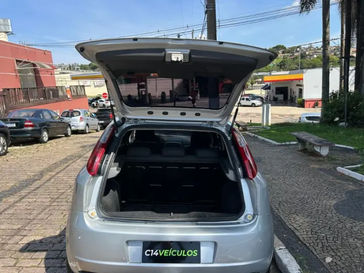 Punto ESSENCE 1.6 Flex 16V 5p