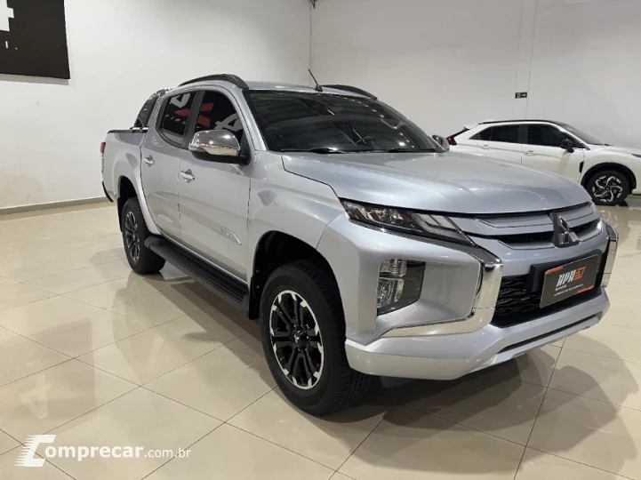 L200 TRITON 2.4 16V Turbo Sport HPE CD 4X4